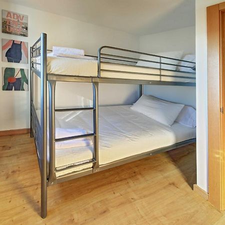 Apartament Pau Casals, 2 Min Walk From The Sea & Sea View يوريت دي مار المظهر الخارجي الصورة